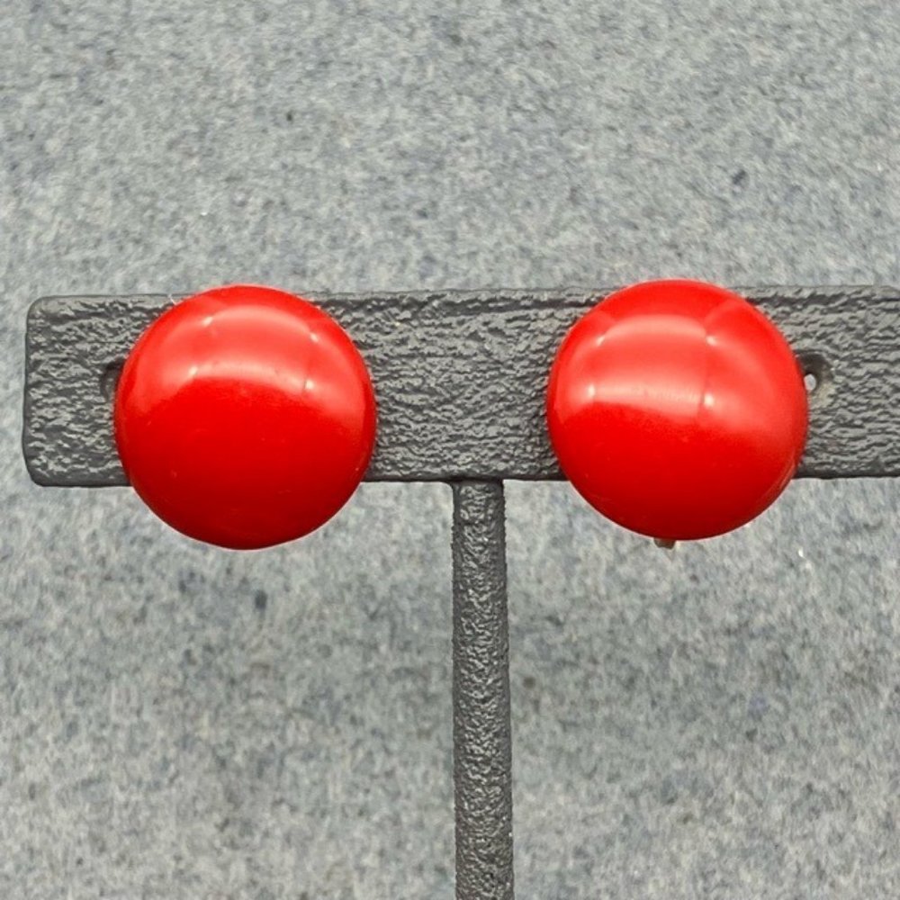 Crown Jewels Clip On Earrings Red Bohemian Glass Round Domed Vintage Retro Mod